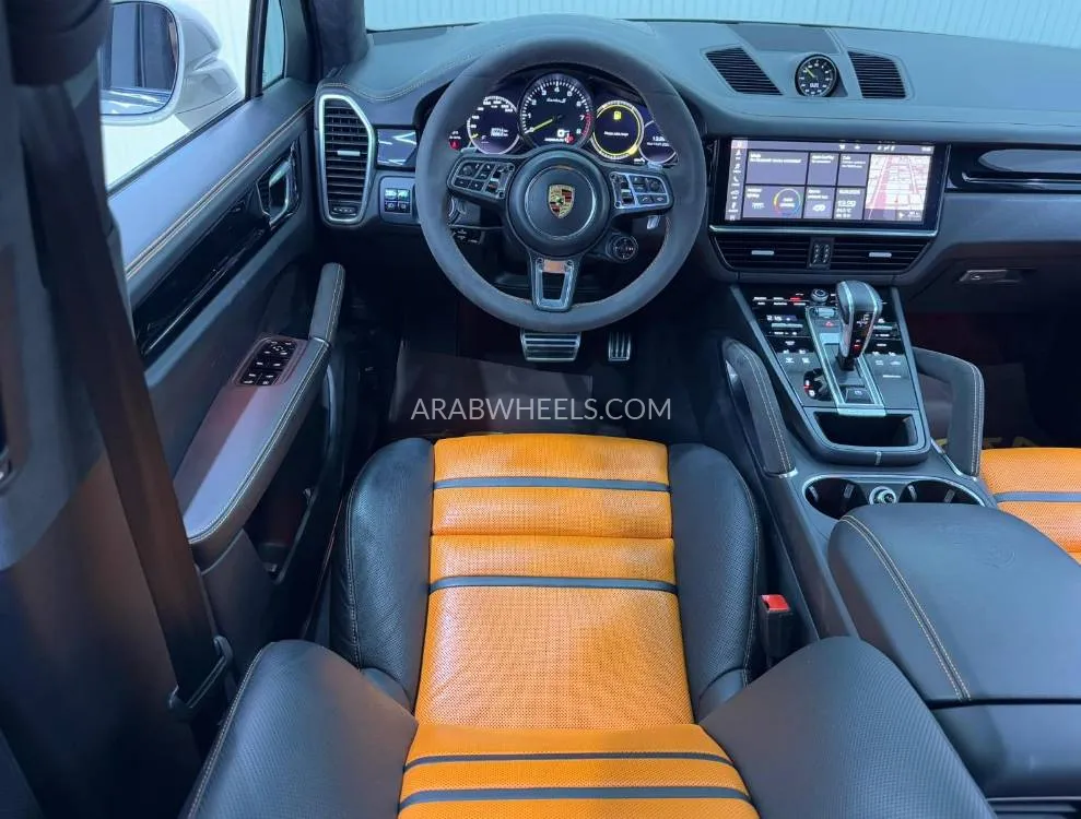 Porsche Cayenne 2021 for Sale in Dubai Image-8