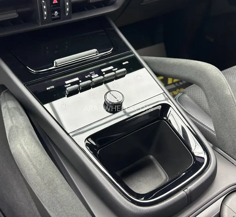 Porsche Cayenne 2025 for Sale in Dubai Image-15