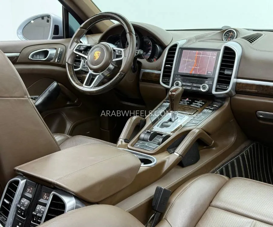 بورشه كايين 2017 for Sale in دبي Image-11