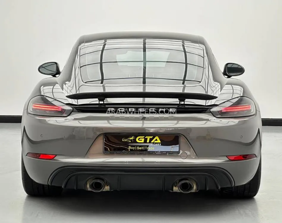 Porsche Cayman 2022 for Sale in Dubai Image-6
