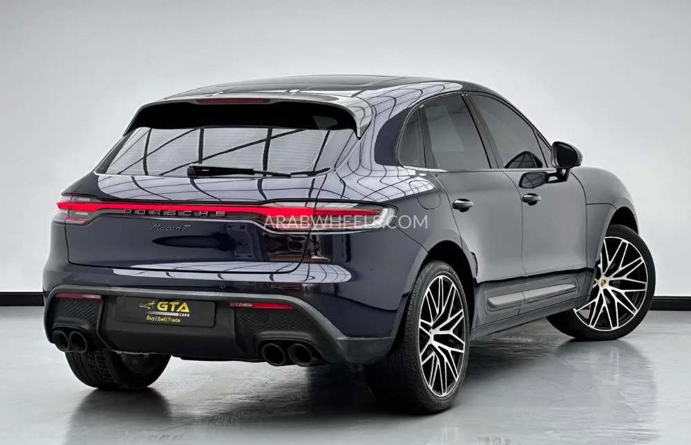 Porsche Macan 2022 for Sale in Dubai Image-4