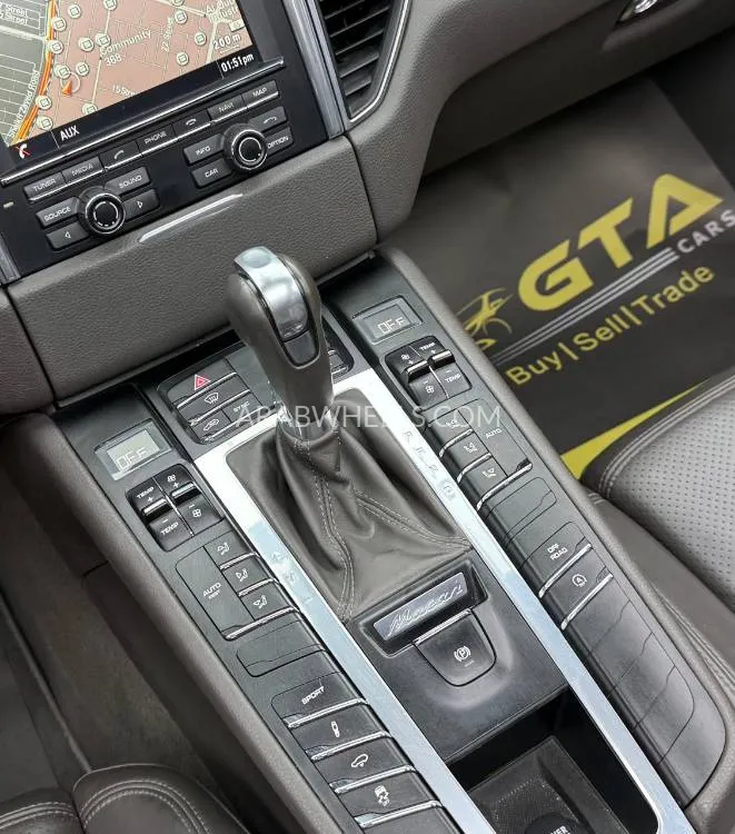 بورشه ماكان 2016 for Sale in دبي Image-18