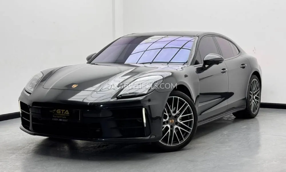 بورشه باناميرا 2025 for Sale in دبي Image-3