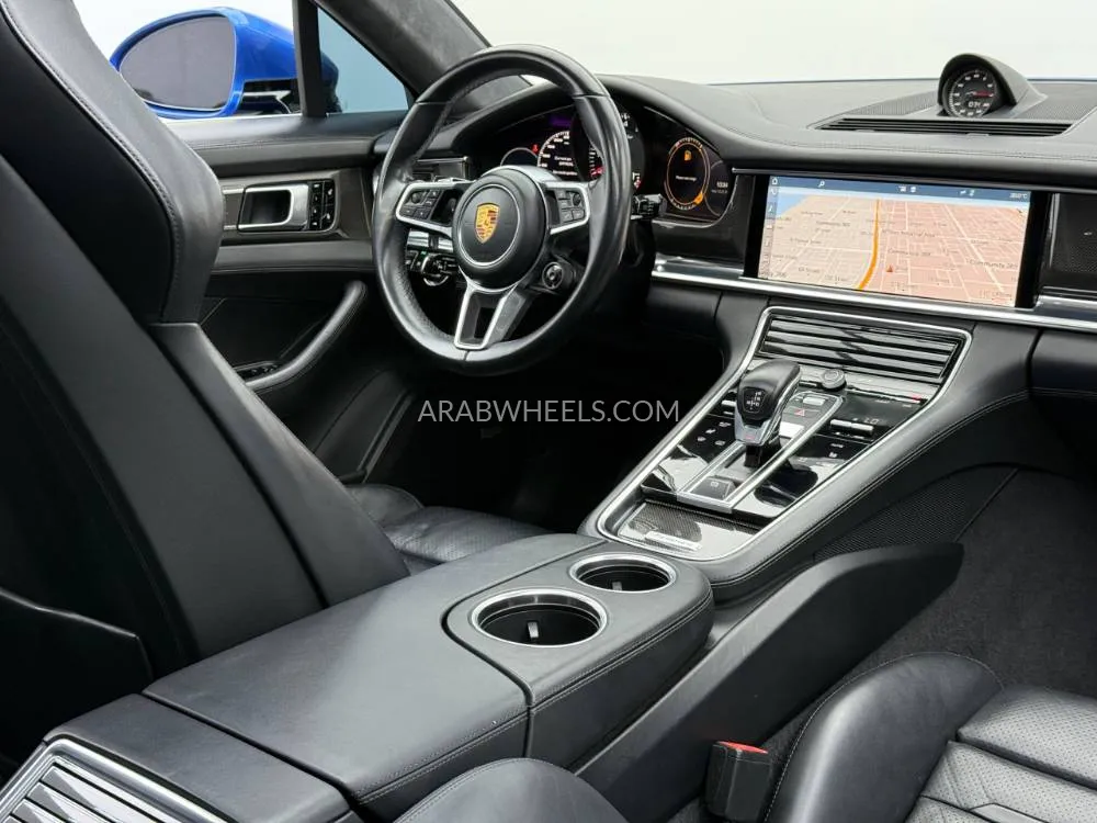 Porsche Panamera 2017 for Sale in Dubai Image-11
