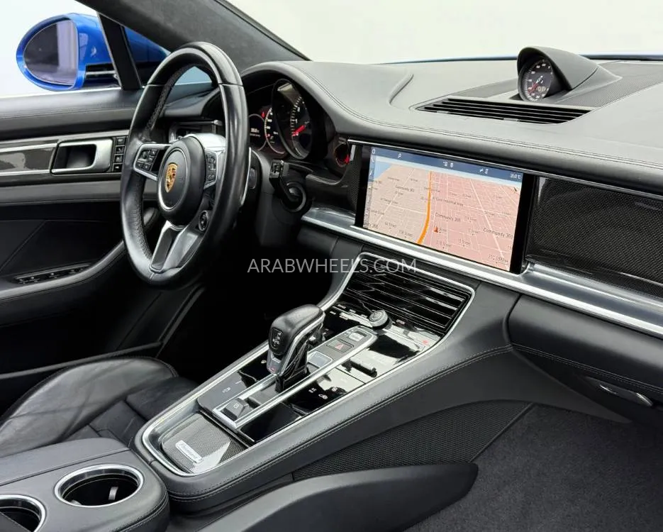 Porsche Panamera 2017 for Sale in Dubai Image-12