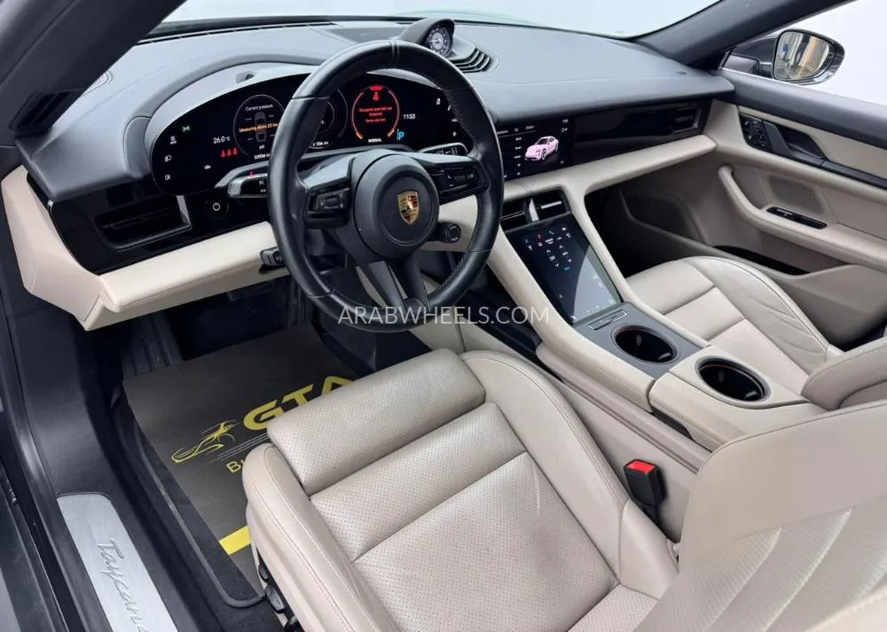 بورشه تايكان 2021 for Sale in دبي Image-17