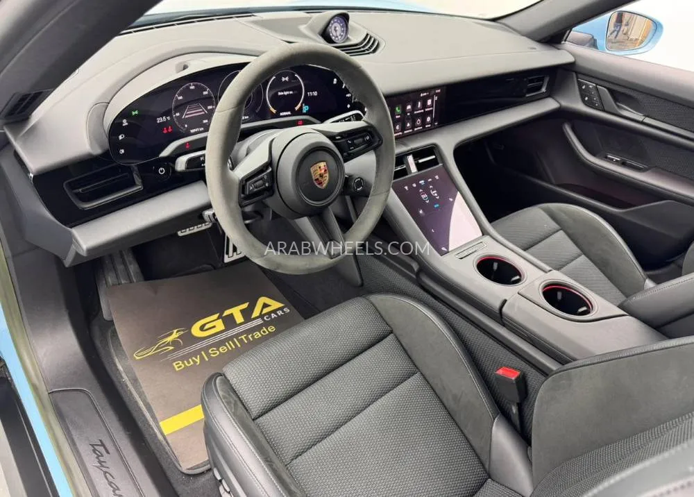 Porsche Taycan 2023 for Sale in Dubai Image-17