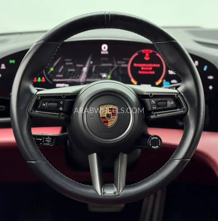 بورشه تايكان 2023 for Sale in دبي Image-9