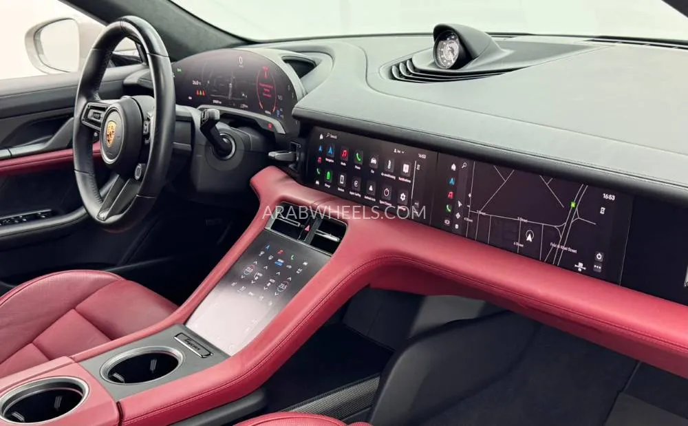 بورشه تايكان 2023 for Sale in دبي Image-15
