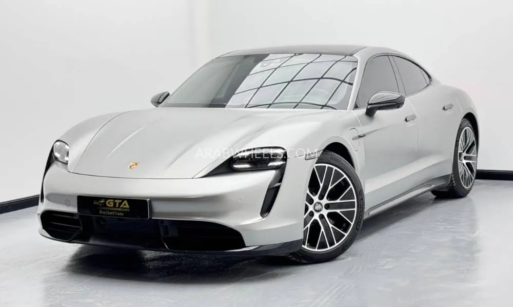 Porsche Taycan 2021 for Sale in Dubai Image-3
