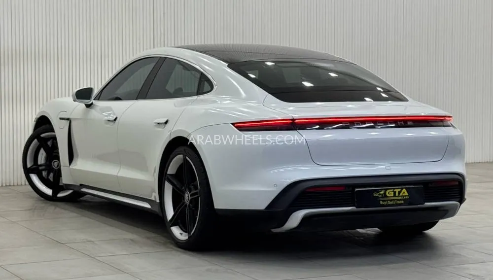 بورشه تايكان 2021 for Sale in دبي Image-6
