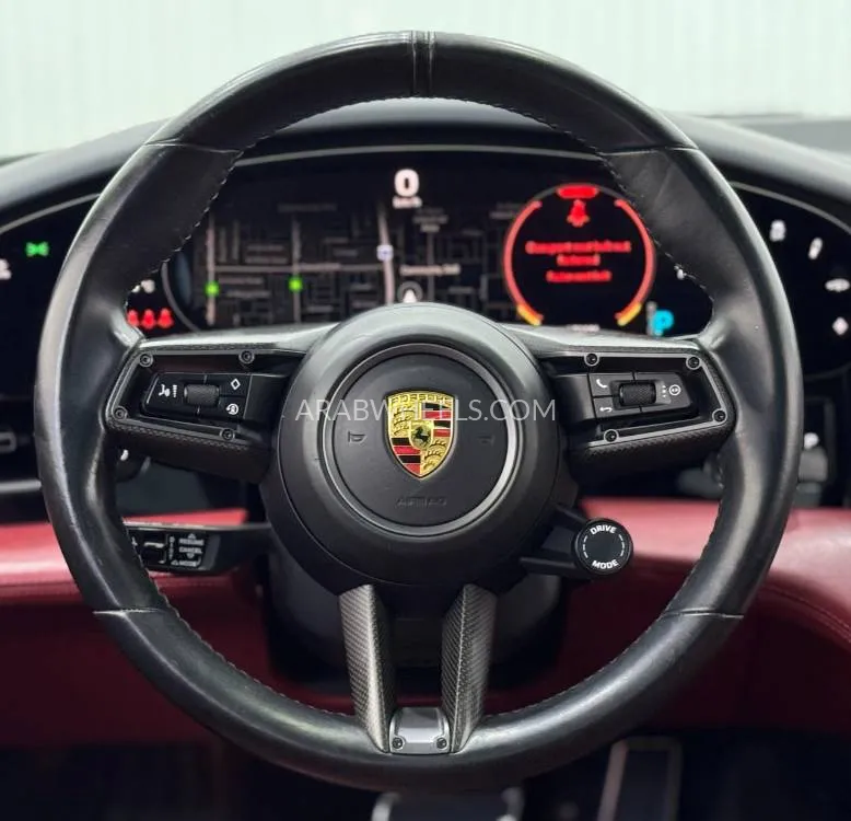 بورشه تايكان 2021 for Sale in دبي Image-7