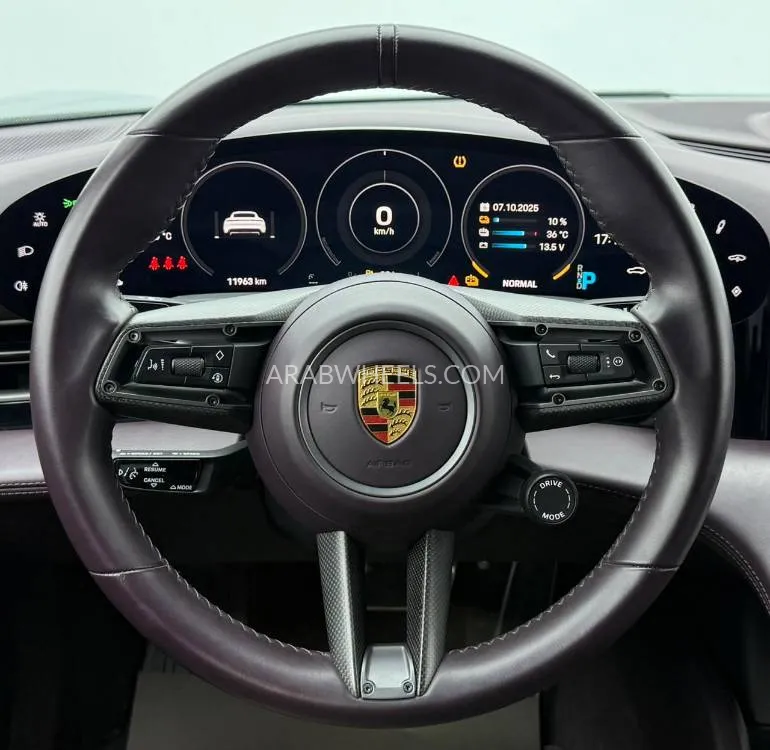 Porsche Taycan 2021 for Sale in Dubai Image-15