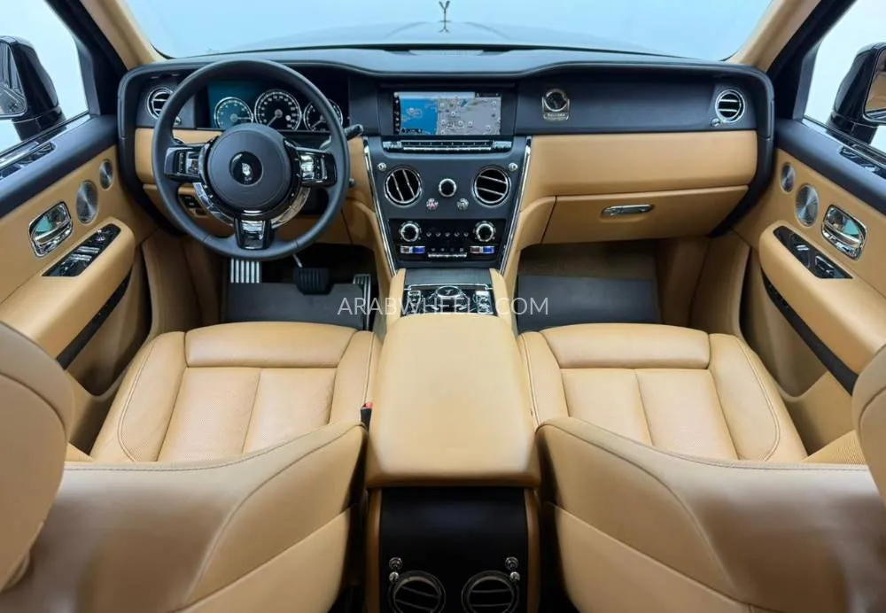 Rolls Royce Cullinan 2022 for Sale in Dubai Image-11