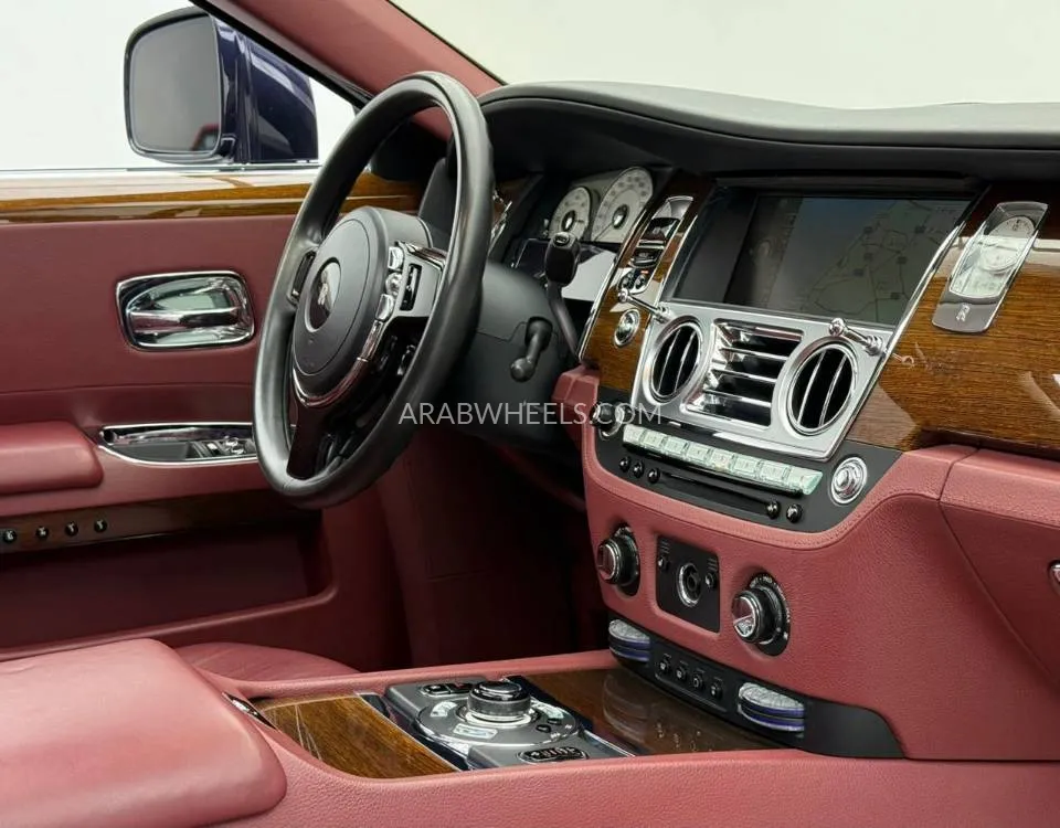 Rolls Royce Ghost 2010 for Sale in Dubai Image-15