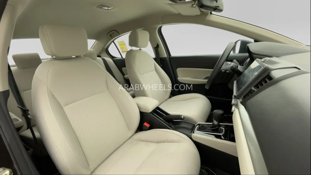 Honda City 2023 for Sale in Dubai Image-25