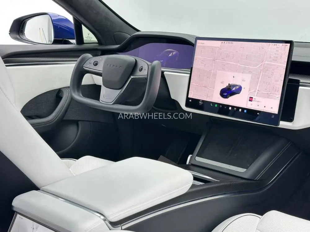 تسلا S موديل 2023 for Sale in دبي Image-11