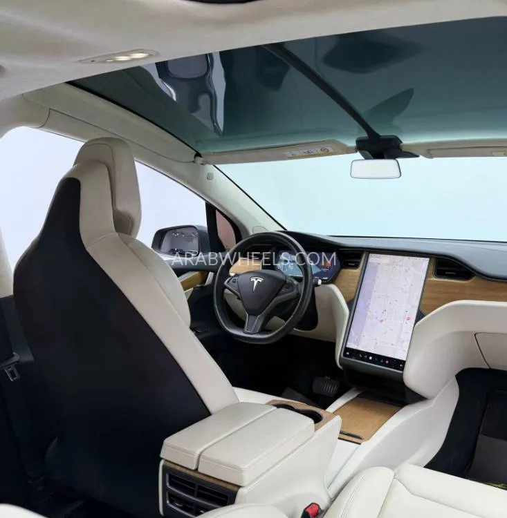 Tesla Model X 2019 for Sale in Dubai Image-13