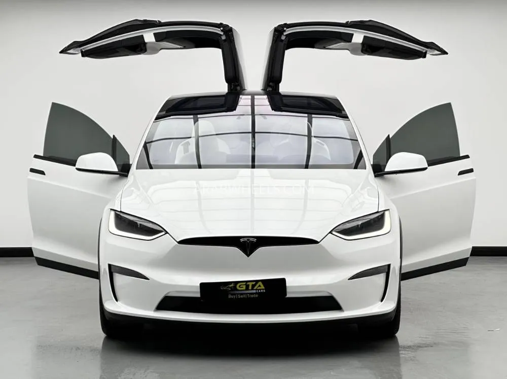 Tesla Model X 2024 for Sale in Dubai Image-2