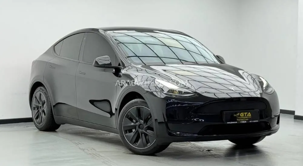 Tesla Model Y 2024 for Sale in Dubai Image-18