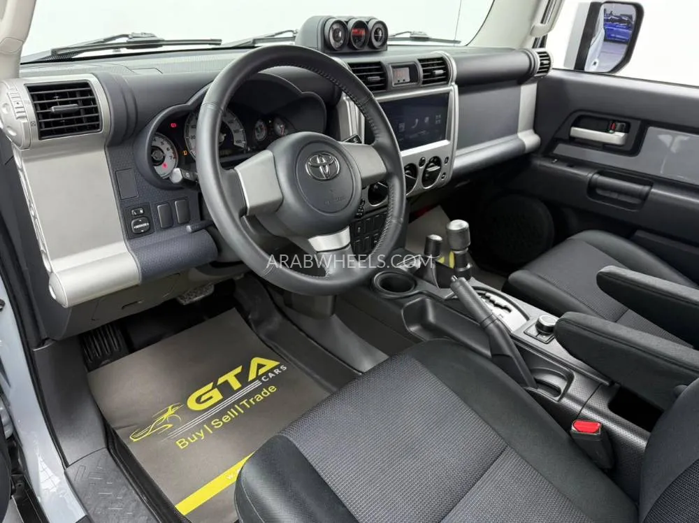 Toyota FJ Cruiser 2022 for Sale in Dubai Image-10