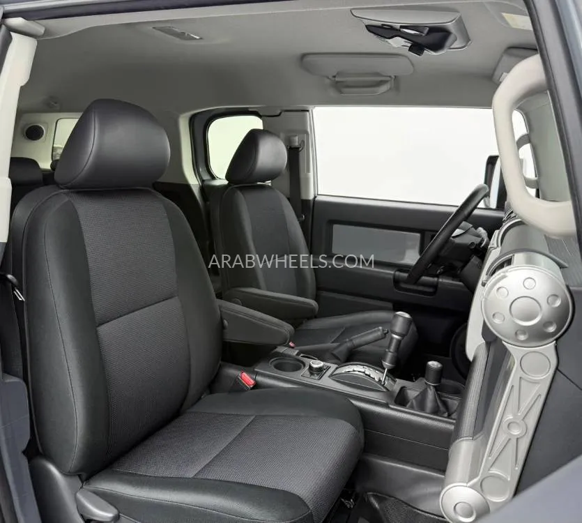 Toyota FJ Cruiser 2022 for Sale in Dubai Image-15