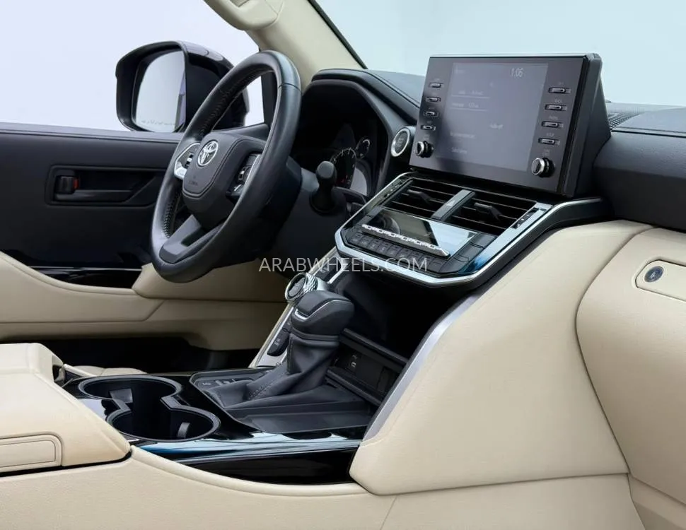 Toyota Land Cruiser 2024 for Sale in Dubai Image-13