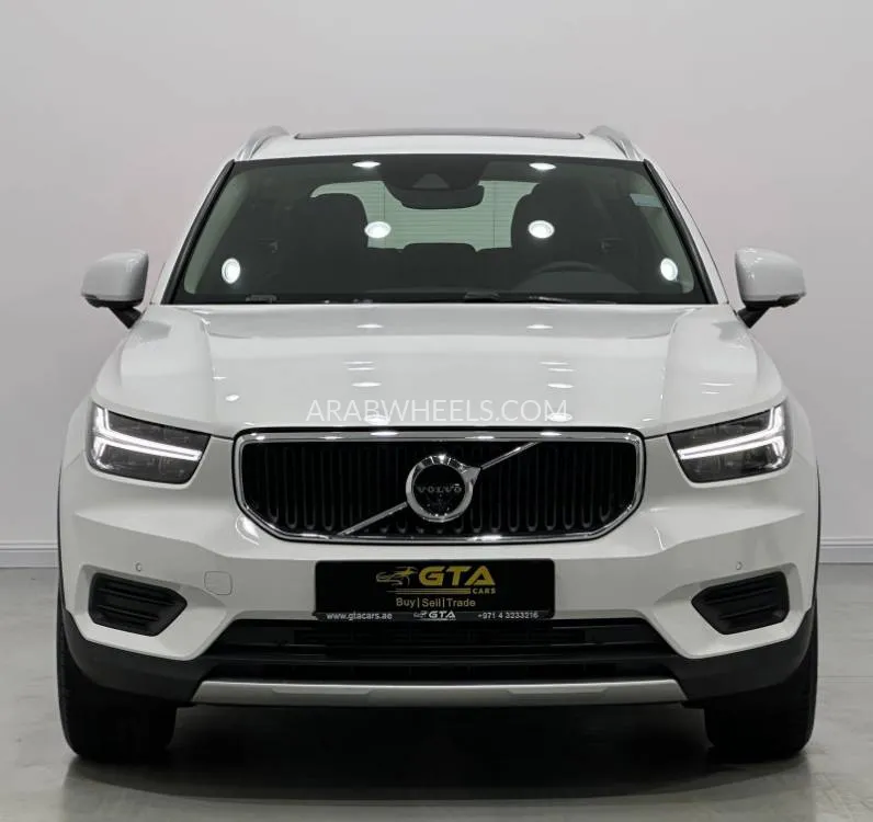 Volvo XC40 2022 for Sale in Dubai Image-2