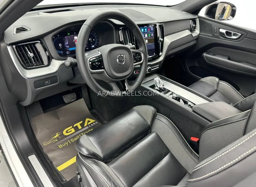 فولفو إكس سي 60 2023 for Sale in دبي Image-16