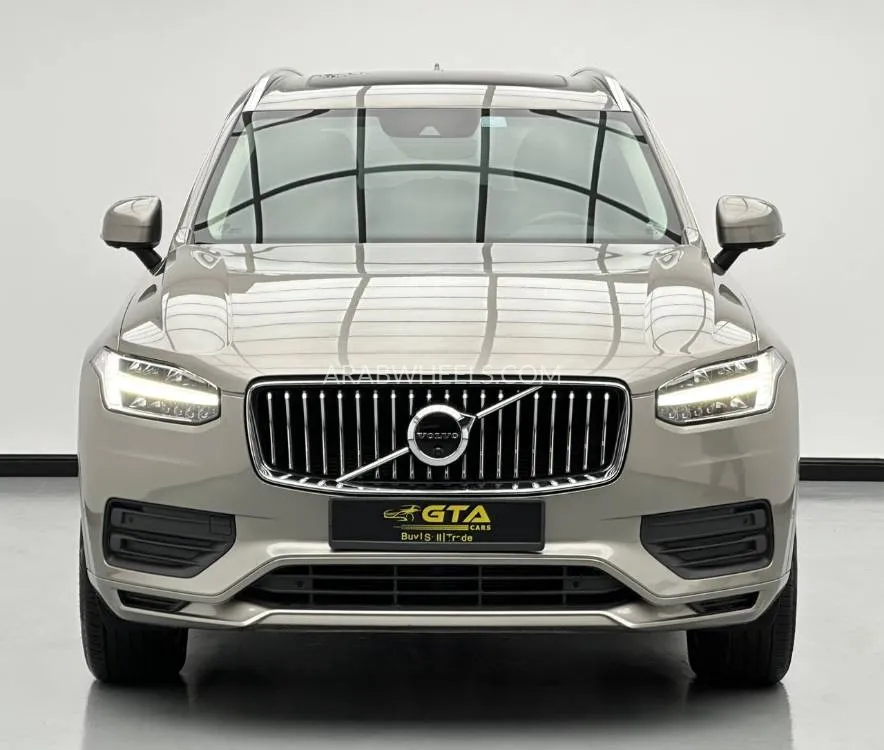Volvo XC90 2022 for Sale in Dubai Image-2