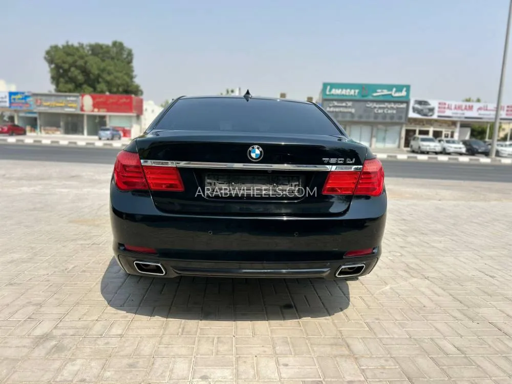 BMW 7 series 2011 for Sale in Ras Al Khaimah Image-4