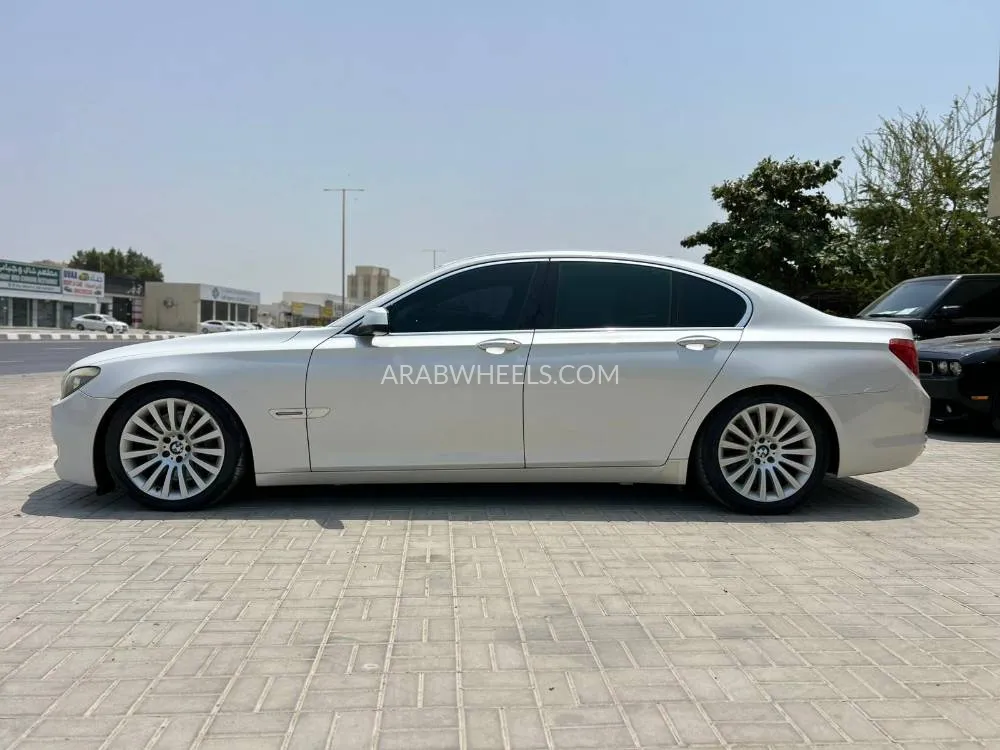 BMW 7 series 2011 for Sale in Ras Al Khaimah Image-3