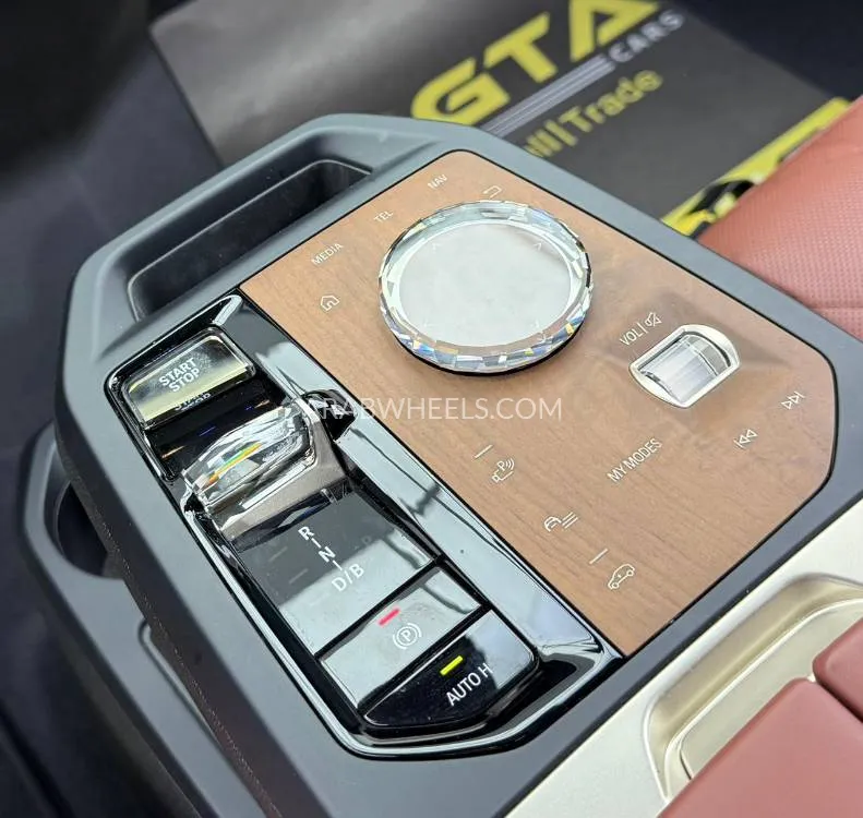 BMW iX 2023 for Sale in Dubai Image-16