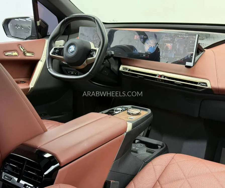 بي إم دبليو iX 2023 for Sale in دبي Image-11
