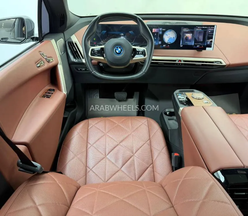 بي إم دبليو iX 2023 for Sale in دبي Image-14