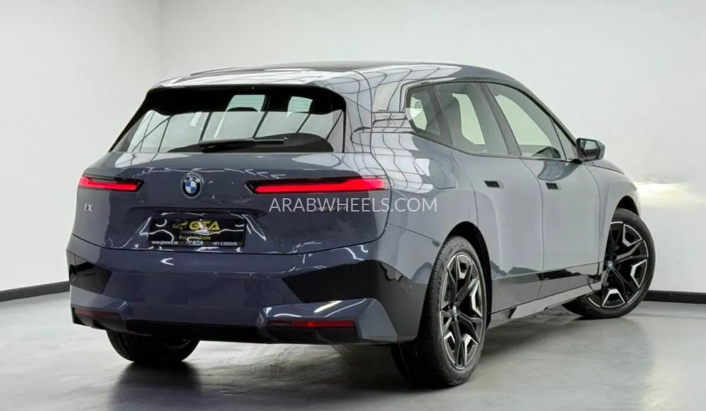 بي إم دبليو iX 2023 for Sale in دبي Image-5