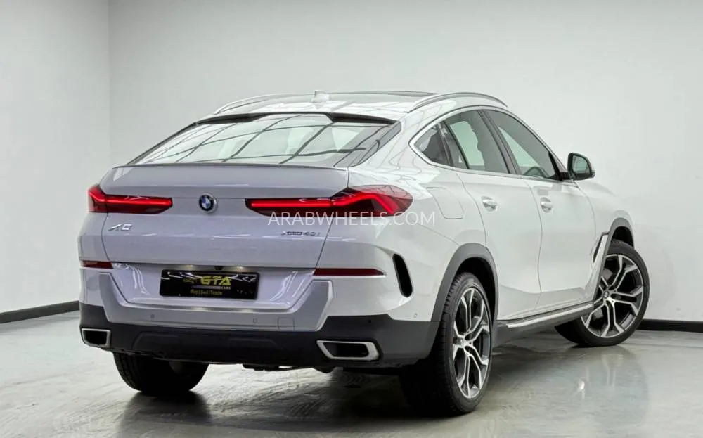 BMW X6 2022 for Sale in Dubai Image-6