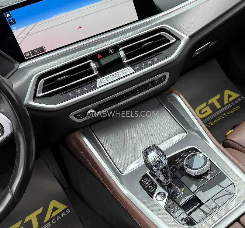 BMW X6 2022 for Sale in Dubai Image-16