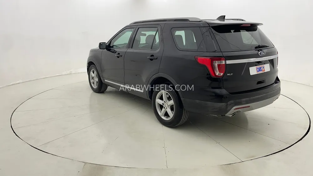 Ford Explorer 2017 for Sale in Dubai Image-5