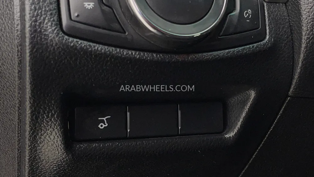 Ford Explorer 2017 for Sale in Dubai Image-43