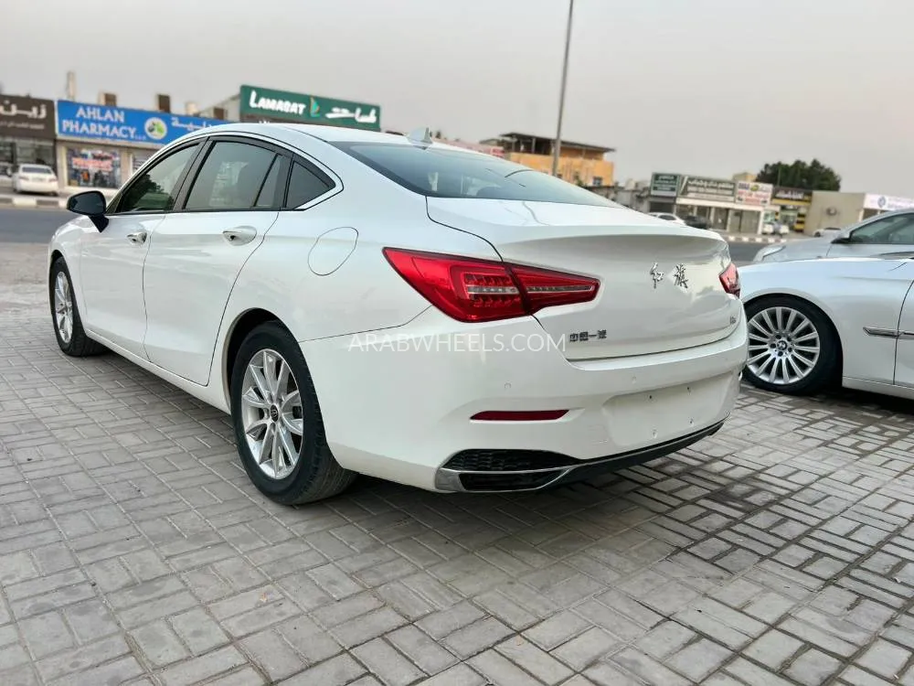 Hongqi H5 2019 for Sale in Ras Al Khaimah Image-4