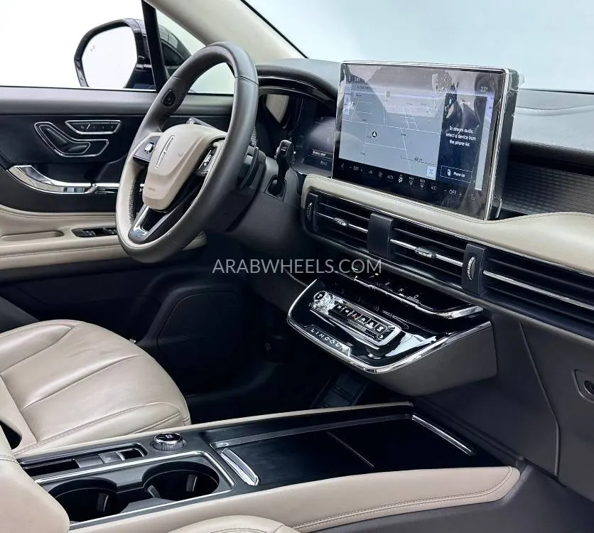 Lincoln Corsair 2023 for Sale in Dubai Image-13