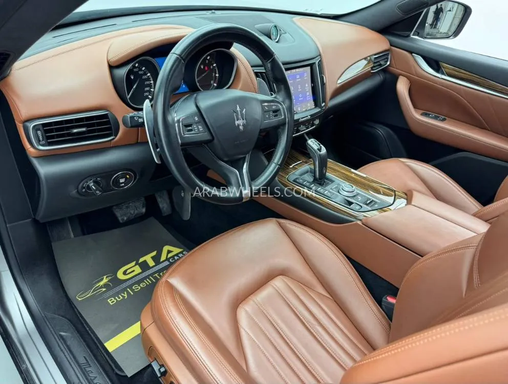 مازيراتي ليفانتي 2019 for Sale in دبي Image-17