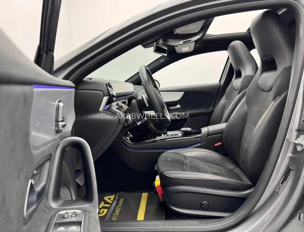 مرسيدس بنز كلاس A 2021 for Sale in دبي Image-4