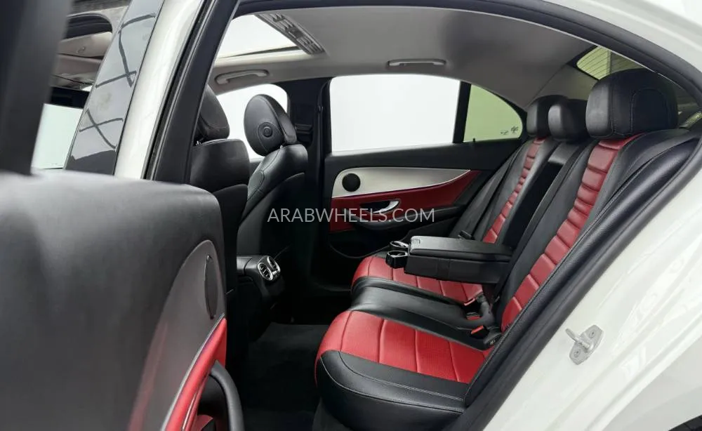 مرسيدس بنز كلاس E 2017 for Sale in دبي Image-18