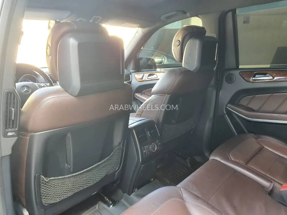 Mercedes Benz GL Class 2015 for Sale in Ras Al Khaimah Image-19