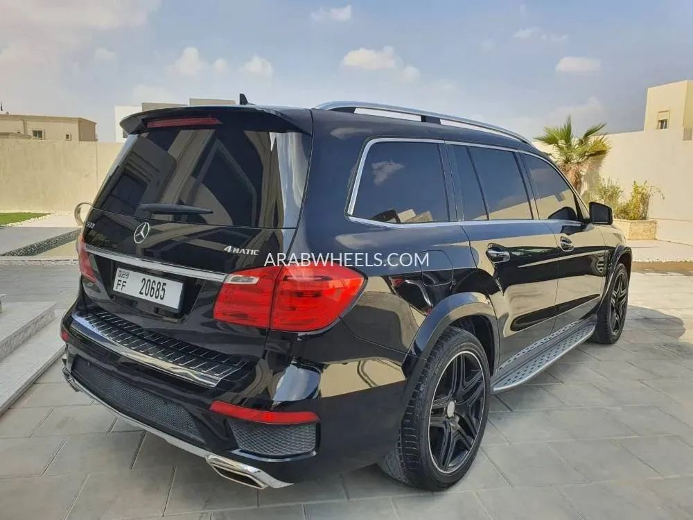 Mercedes Benz GL Class 2015 for Sale in Ras Al Khaimah Image-5