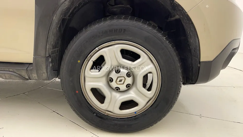 Renault Duster 2020 for Sale in Dubai Image-10