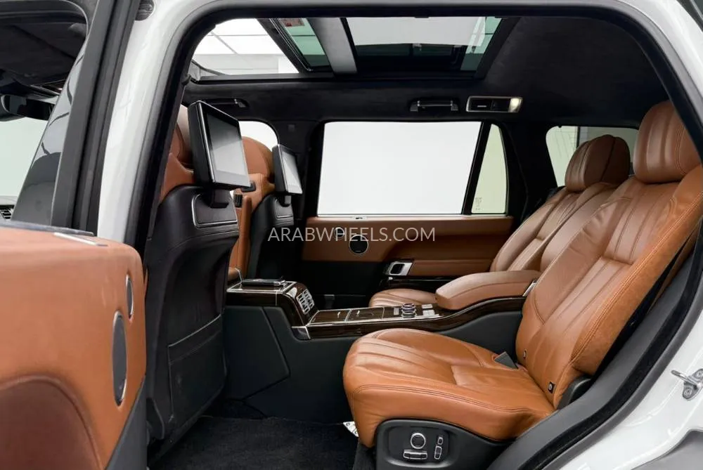 Land Rover Range Rover 2018 for Sale in Dubai Image-17