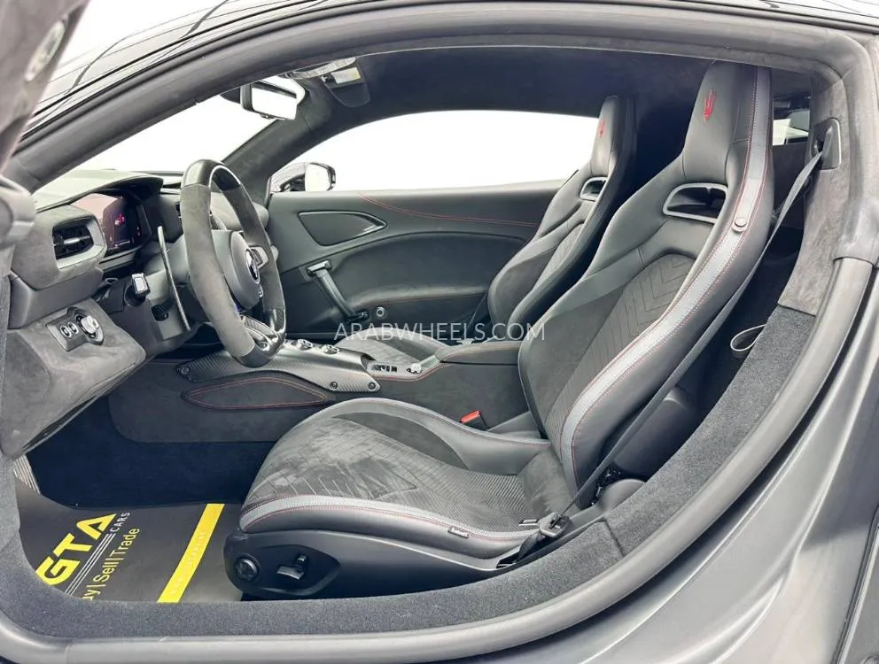 Maserati MC20 2022 for Sale in Dubai Image-15